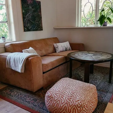 Cozy Near Balka With Outdoor Toilet And Kitchen Нексё