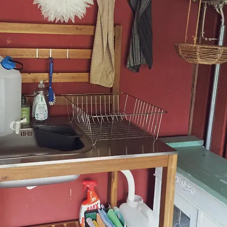 Cozy Near Balka With Outdoor Toilet And Kitchen Дом отдыха *